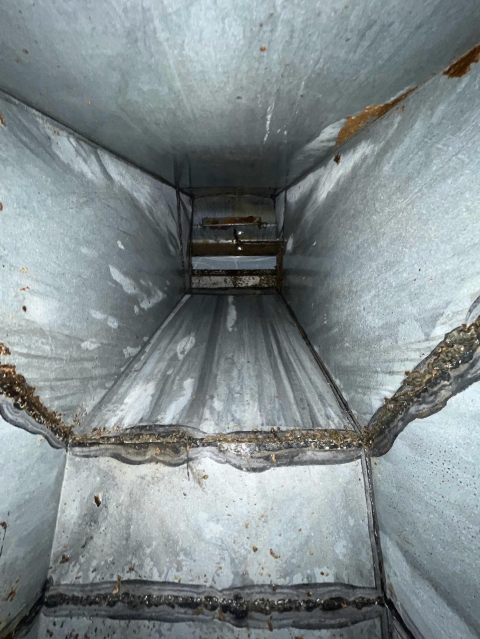 Commercial exhaust chamber after cleaning